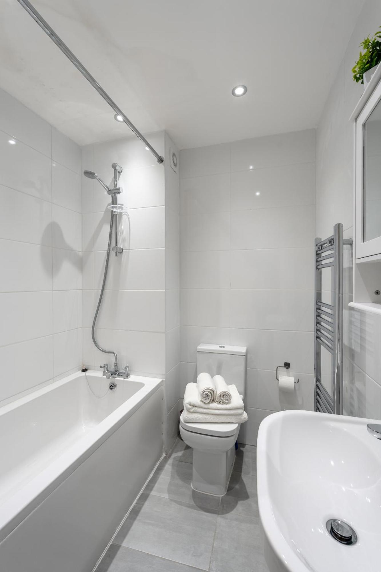 Beautiful Flat Near Central London - Entire Flat - Equipped Kitchen - Private Bathroom 外观 照片